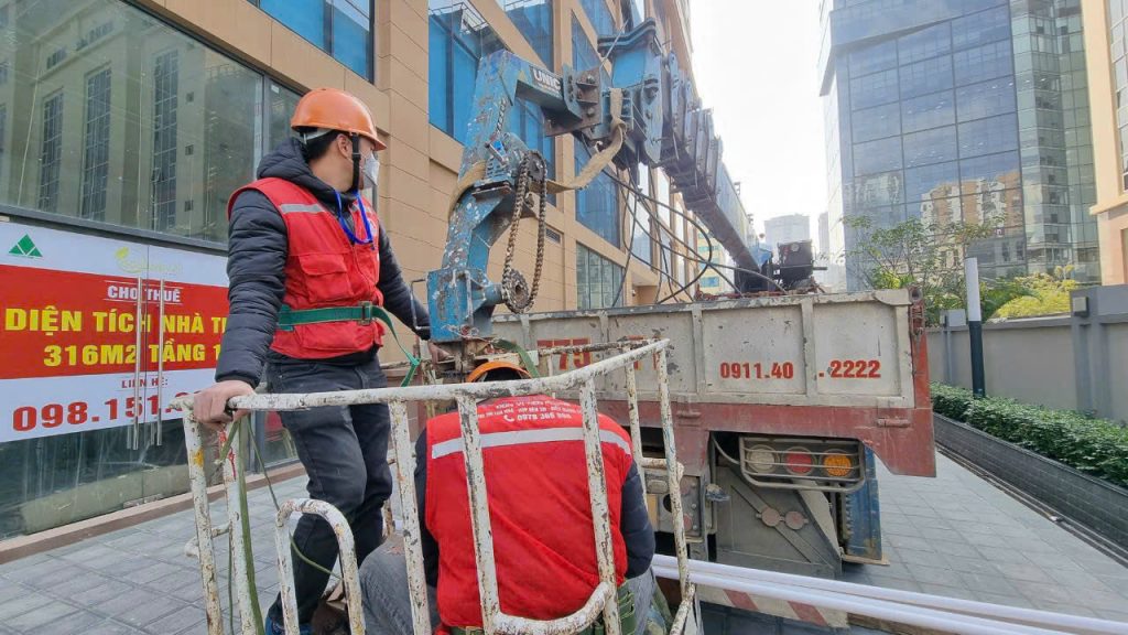 Sửa chữa led trang trí tòa nhà